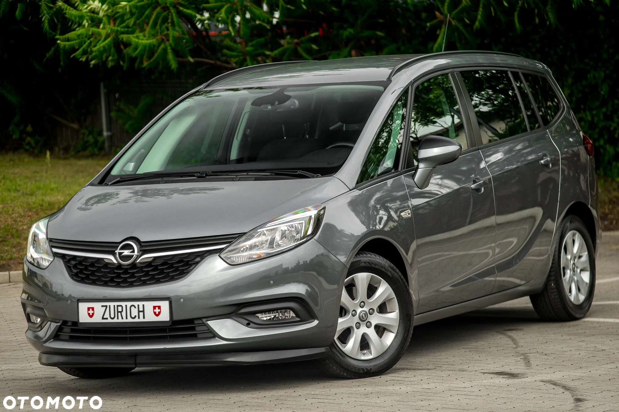 Opel Zafira 1.4 Turbo Automatik Business Edition - 2