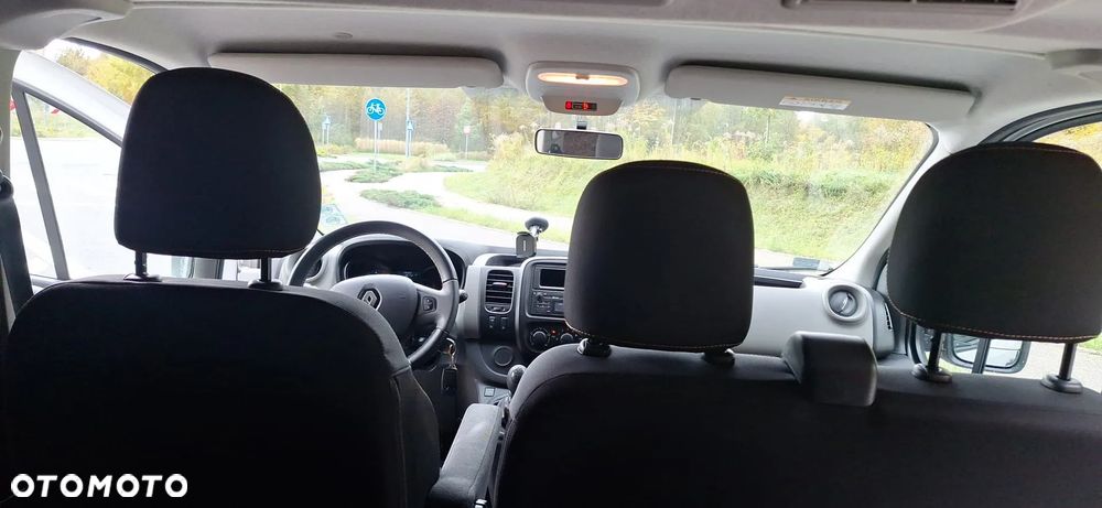 Renault Trafic Grand 1.6 dCi - 8