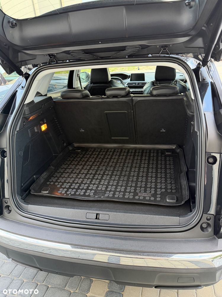 Peugeot 3008 1.6 BlueHDi Allure S&S EAT6 - 12