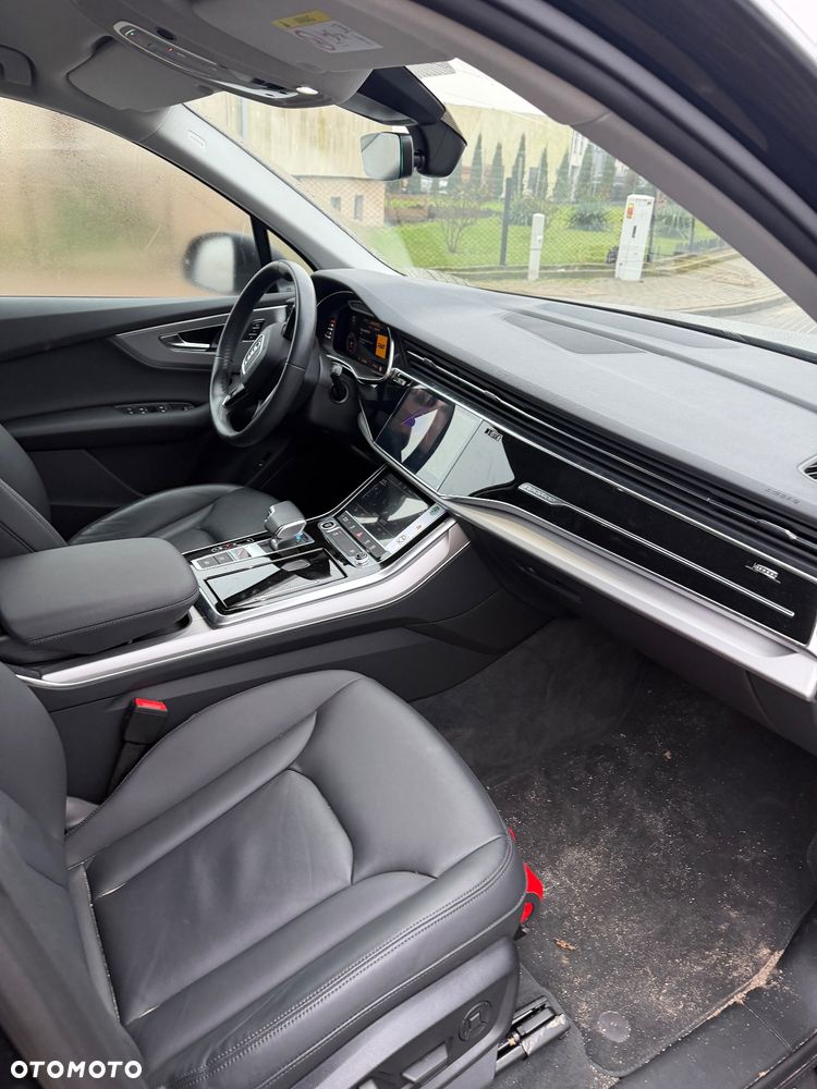 Audi Q7 - 7