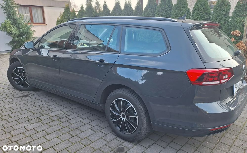 Volkswagen Passat - 5