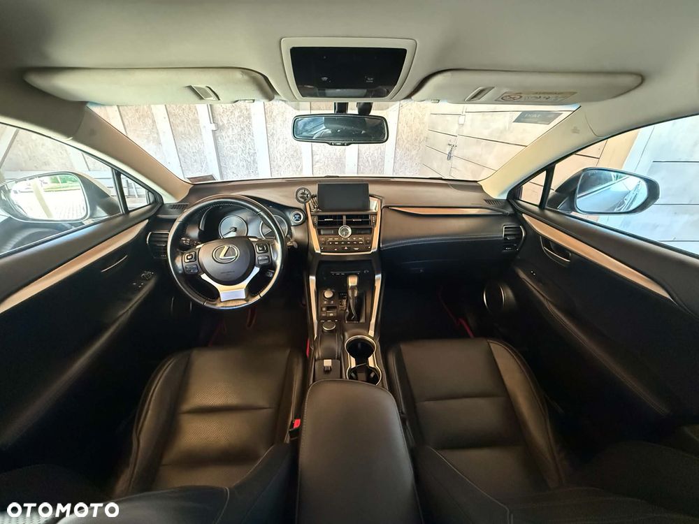 Lexus NX 300h F Impression AWD - 11