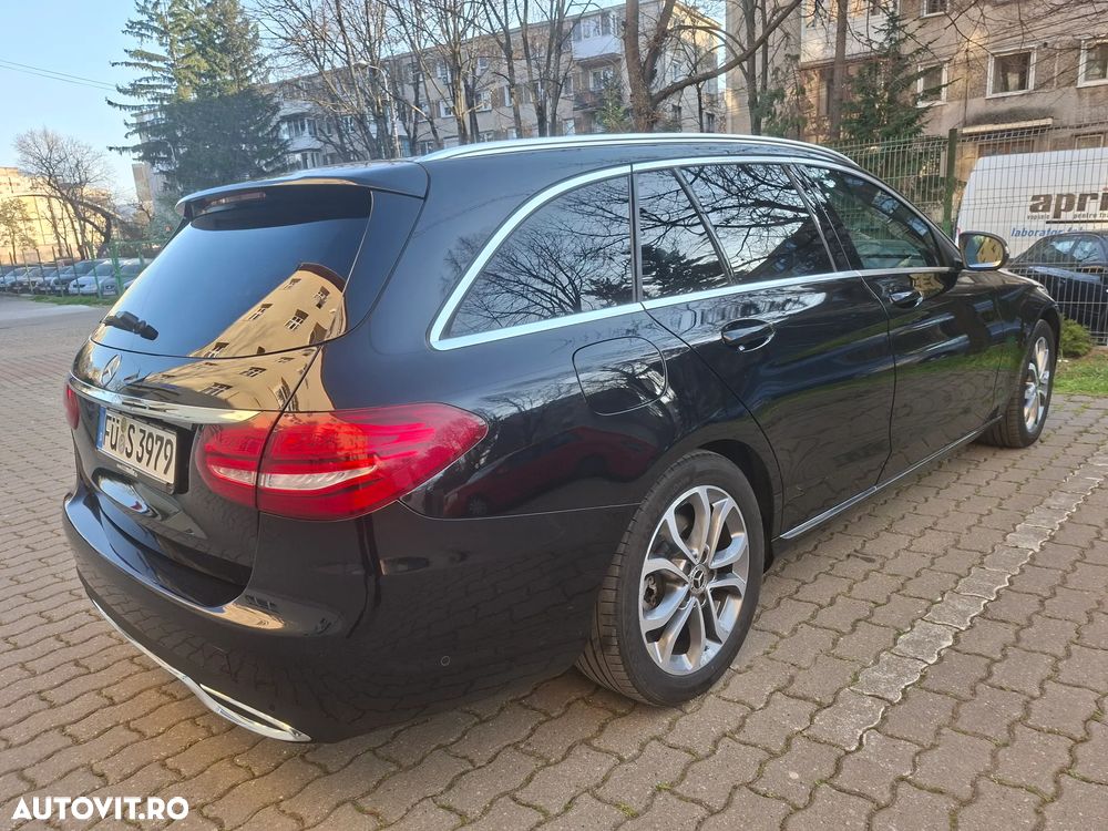 Mercedes-Benz C 220 (BlueTEC) d 7G-TRONIC Exclusive - 4