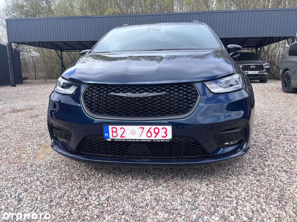 Chrysler Pacifica - 9