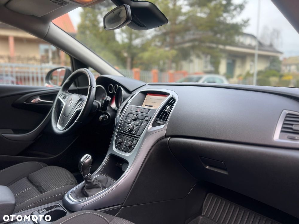 Opel Astra 1.4 T Enjoy EU6 - 26