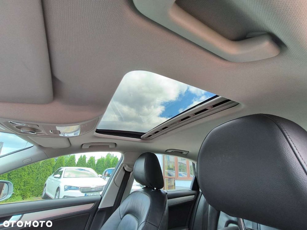 Audi A4 Limousine - 13