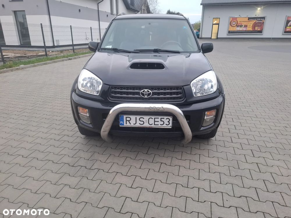 Toyota RAV4 D-4D 4x4 - 4