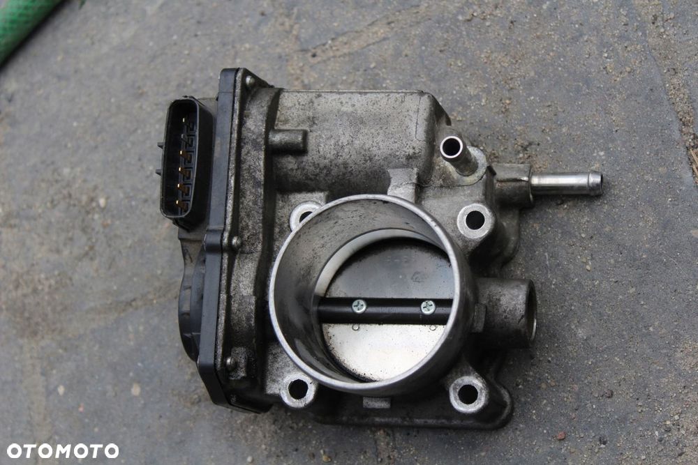 PRZEPUSTNICA COROLLA E15 1.8 22030-0T040 - 3