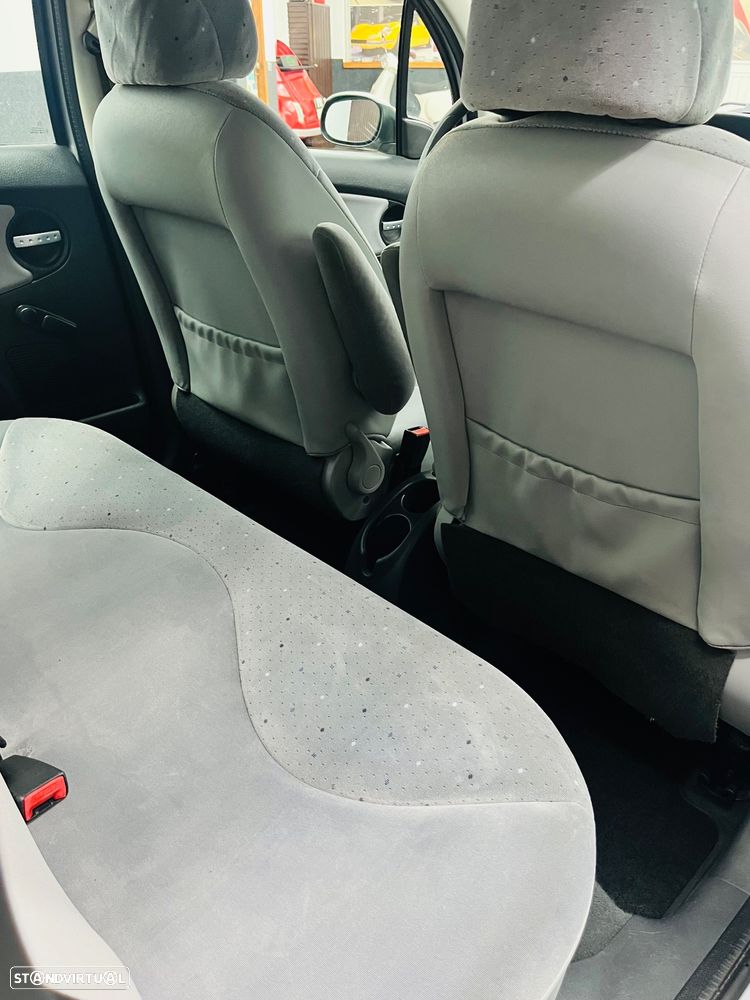 Citroën C3 1.1 SX + - 30