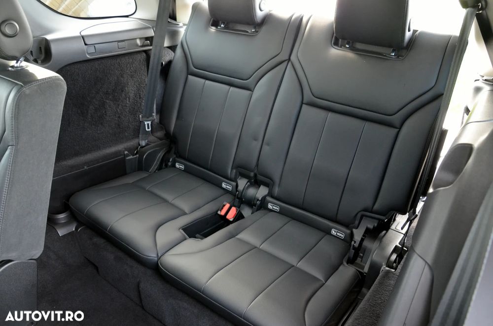 Land Rover Discovery 2.0 L SD4 Ingenium HSE Luxury - 25