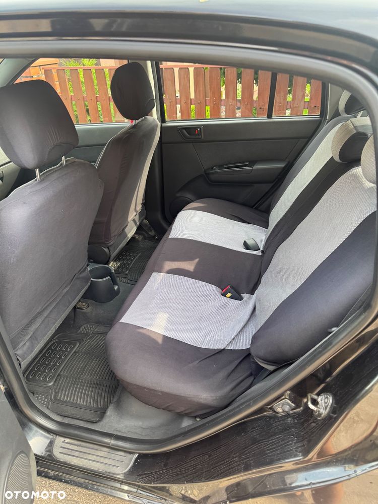 Hyundai Getz 1.5 CRDi GLS - 8