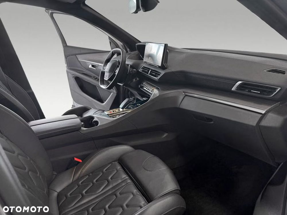 Peugeot 3008 1.6 PureTech HYbrid4 GT Line S&S EAT8 - 15