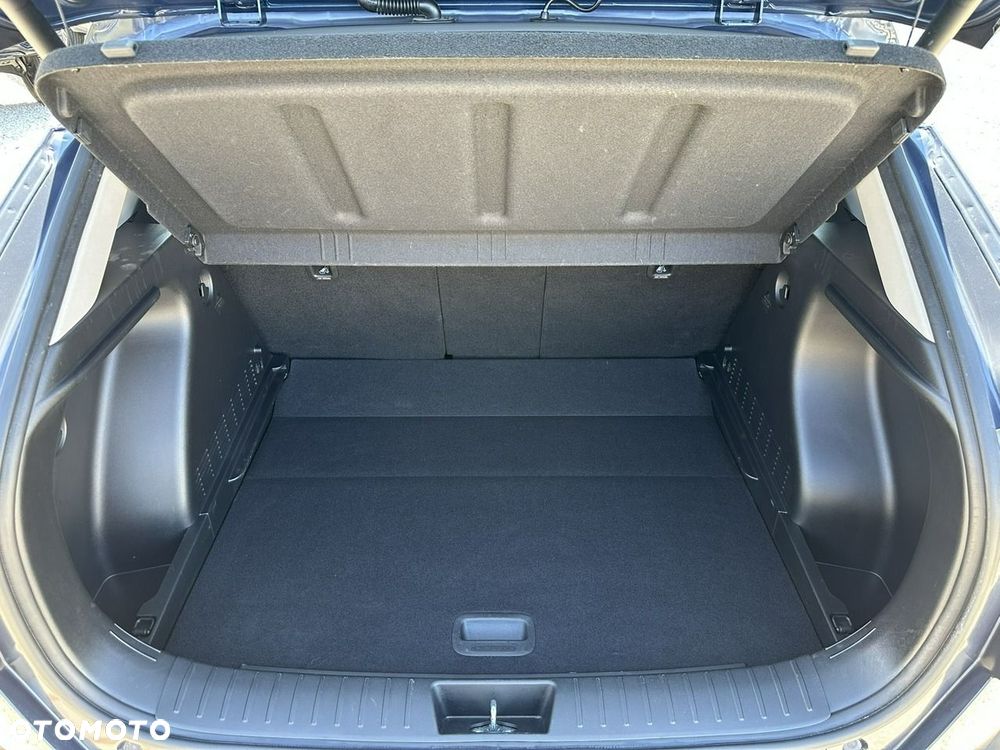 Hyundai Kona 1.6 T-GDI Executive DCT - 11