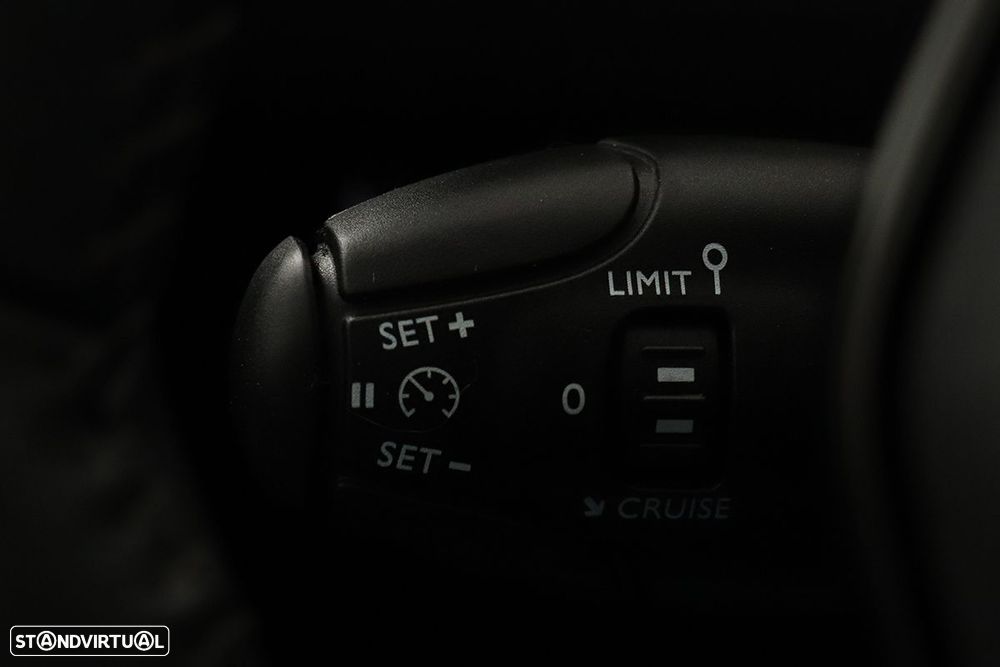 Peugeot 208 1.2 PureTech Active - 14