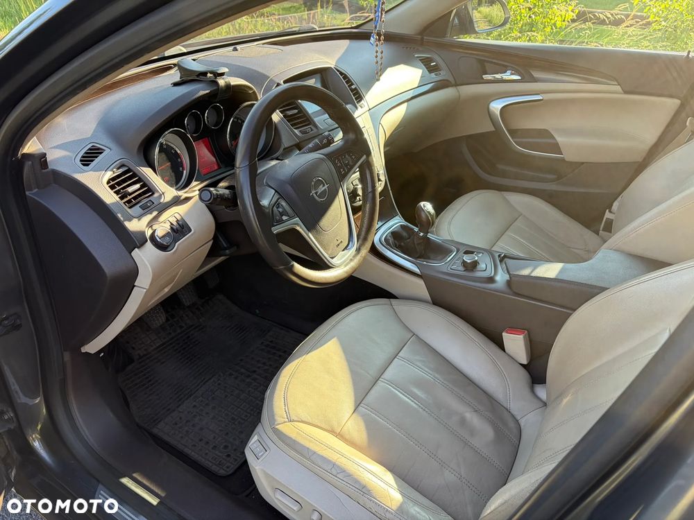 Opel Insignia 1.8 Cosmo - 9