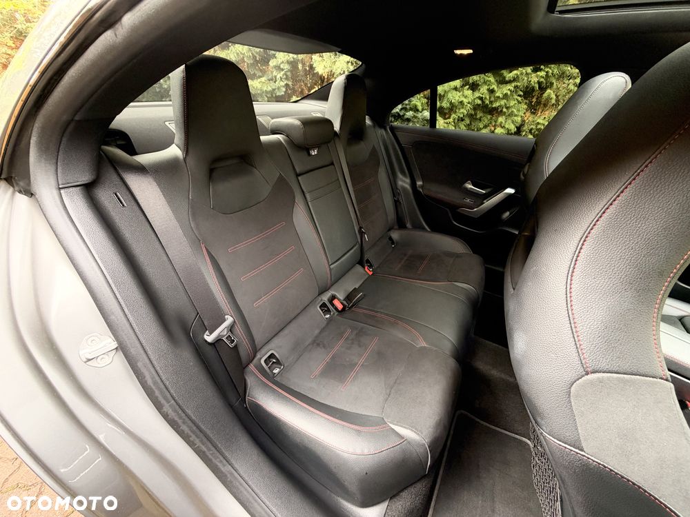 Mercedes-Benz CLA 200 AMG Line 7G-DCT - 16