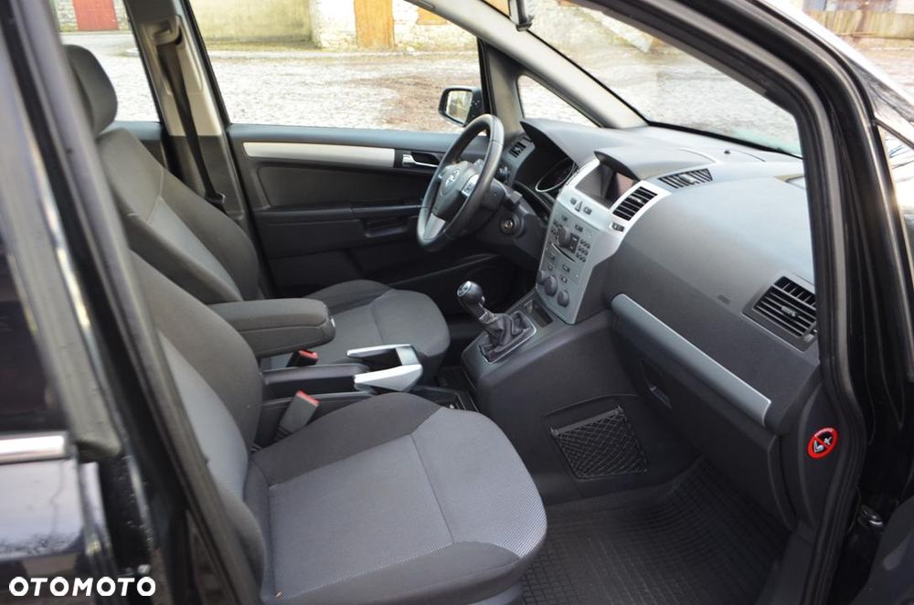Opel Zafira 1.6 - 27