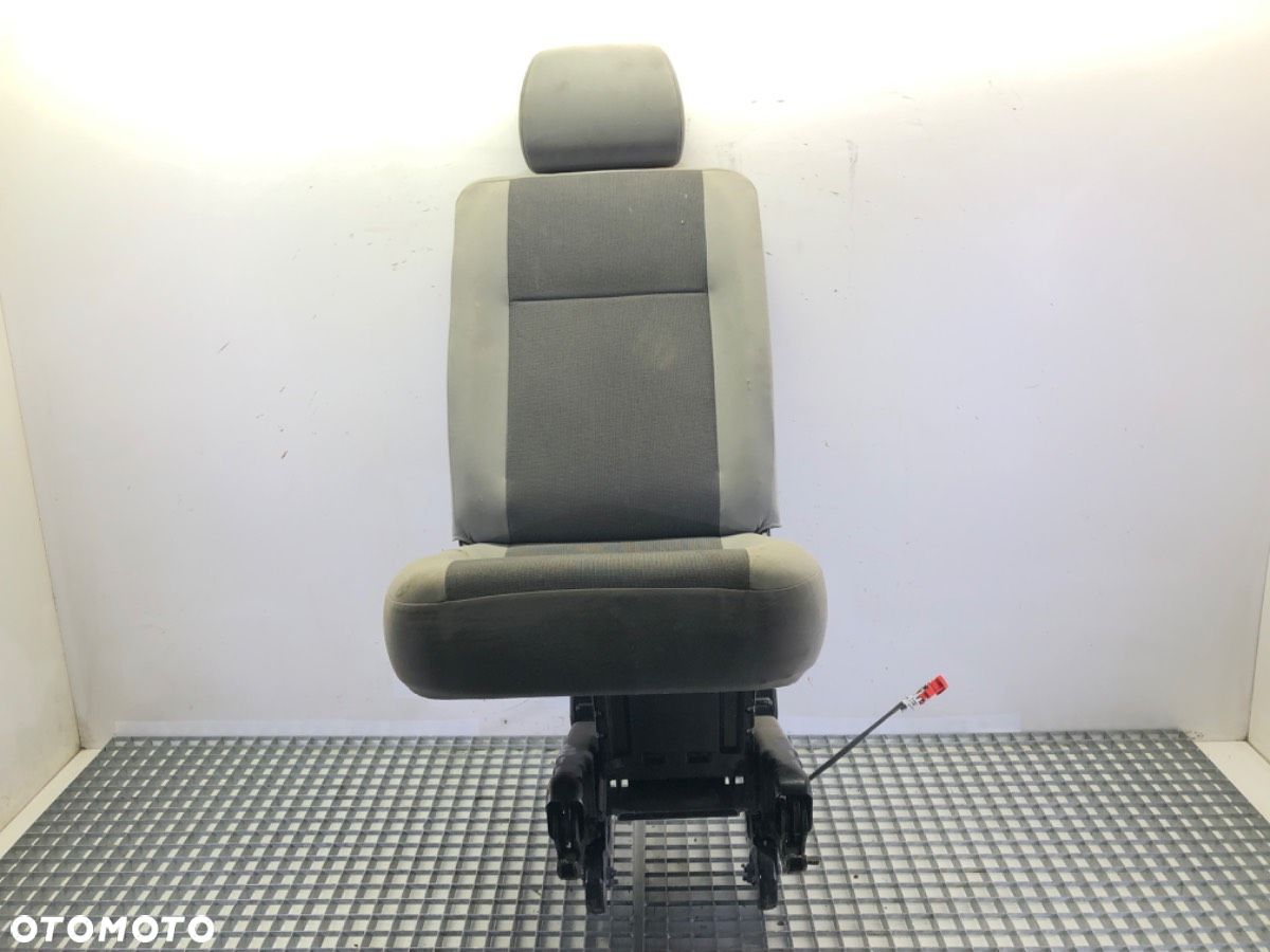 FOTEL TYŁ POJEDYŃCZY - 695.00 PLN - VW TRANSPORTER V Autobus (7HB, 7HJ, 7EB, 7EJ) 2003 - 2015 2.0 - 1
