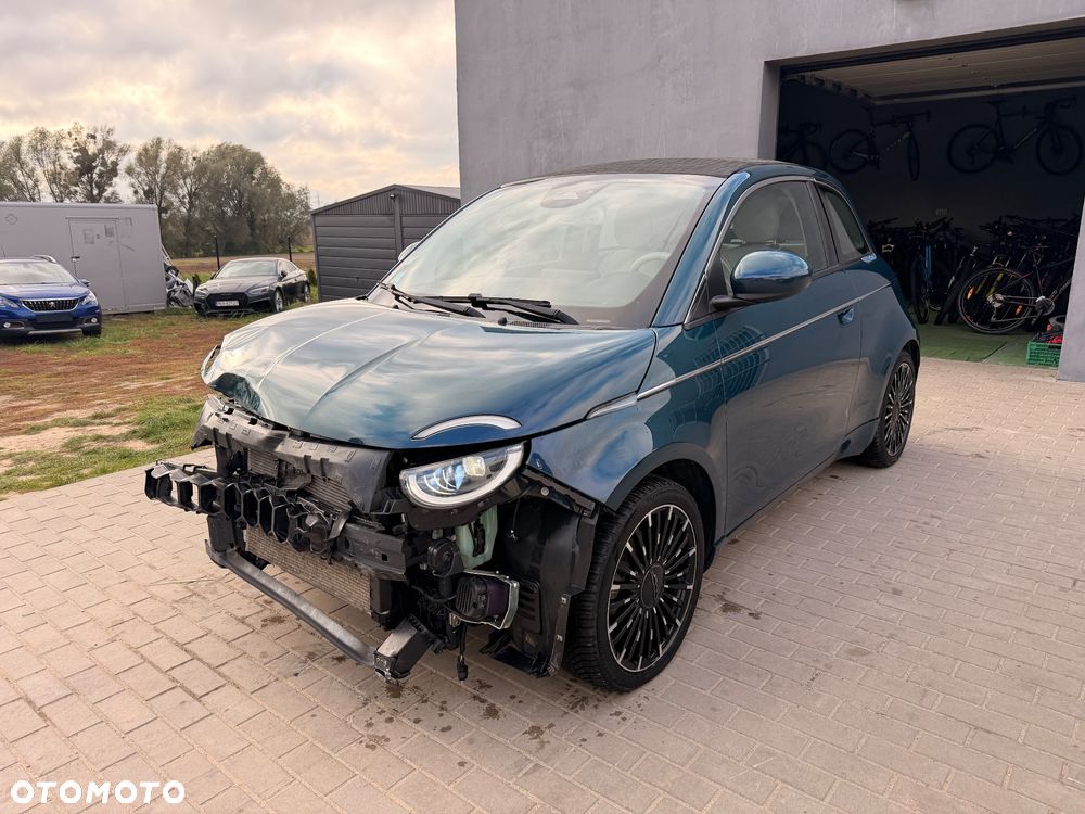 Fiat 500E