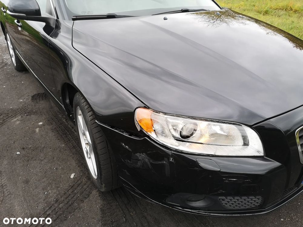 Volvo V70 T4 Momentum - 34