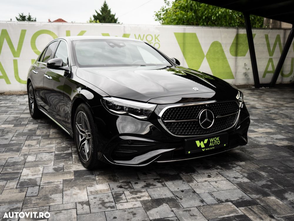 Mercedes-Benz E 300 4MATIC Aut. - 4