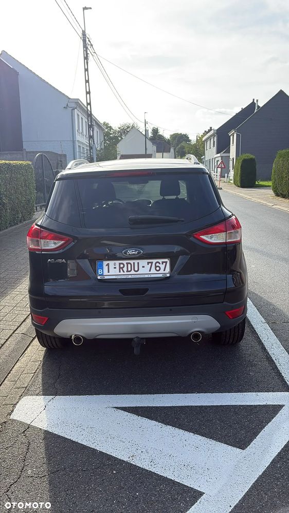 Ford Kuga 2.0 TDCi 2x4 Titanium - 3