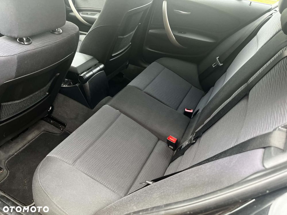 BMW Seria 1 116i - 7