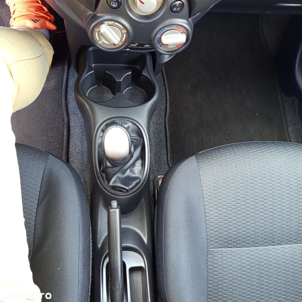 Nissan Micra 1.2 Tekna - 18