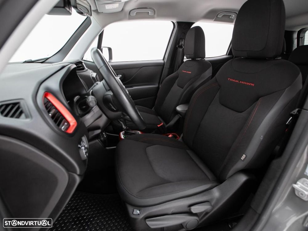 Jeep Renegade 1.3 TG Limited - 8