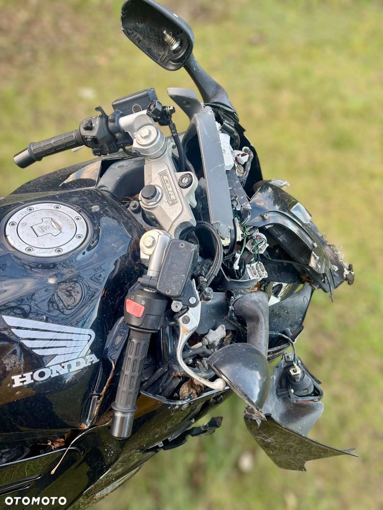 Honda CBR - 15