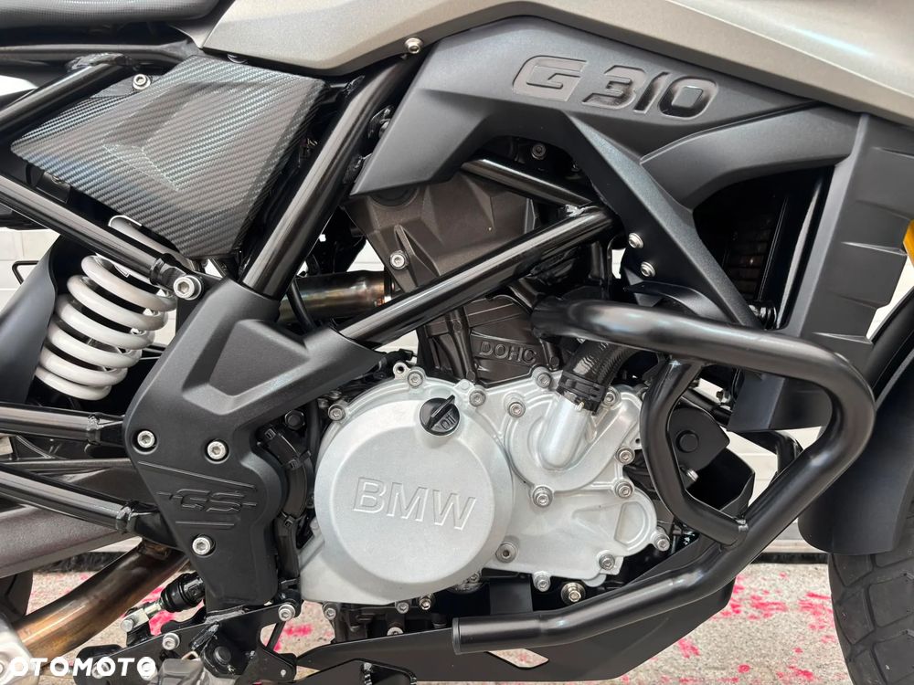 BMW G - 28