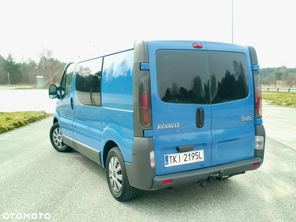 Renault Trafic - 22