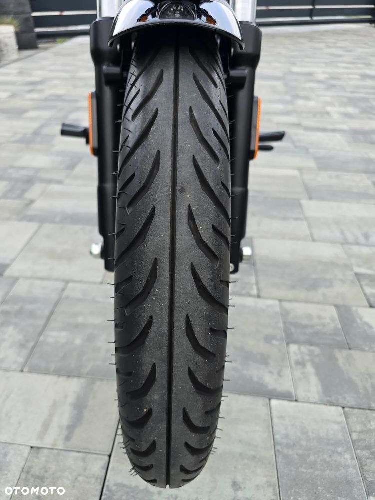 Royal Enfield Meteor - 29