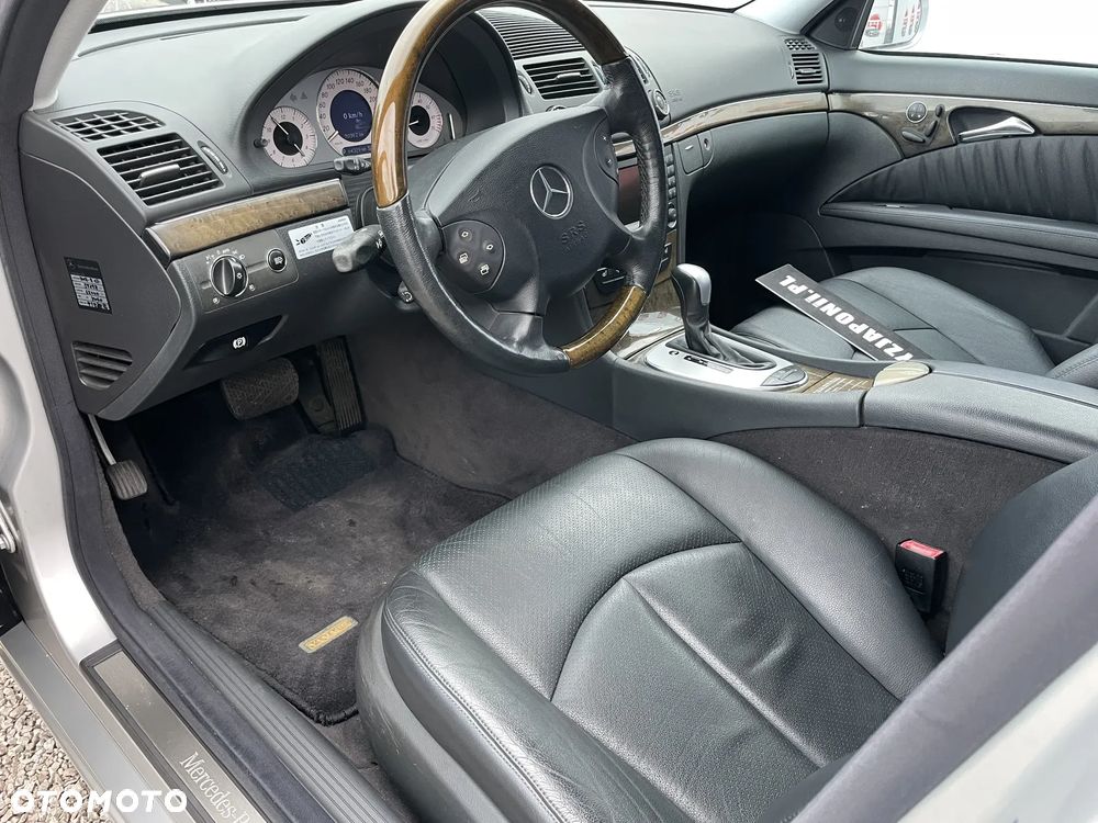 Mercedes-Benz Klasa E 500 4Matic Automatik Avantgarde - 13