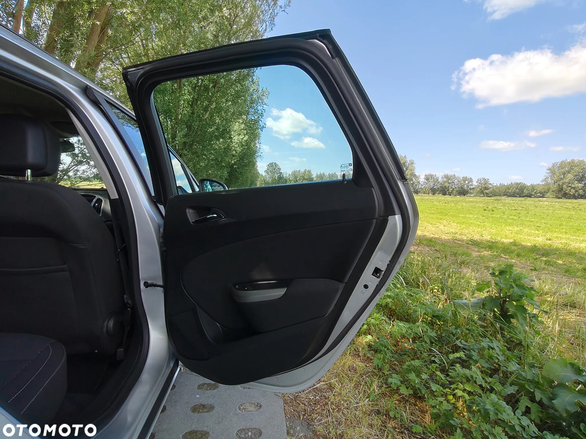 Opel Astra - 16