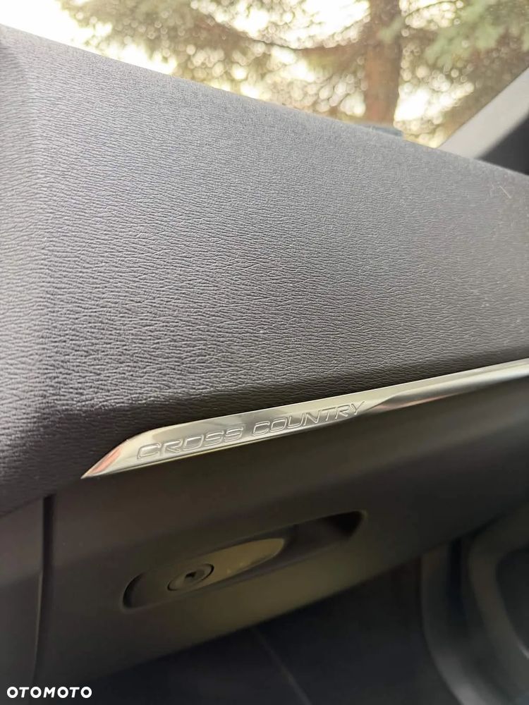 Volvo V40 Cross Country D2 Drive-E Momentum - 7