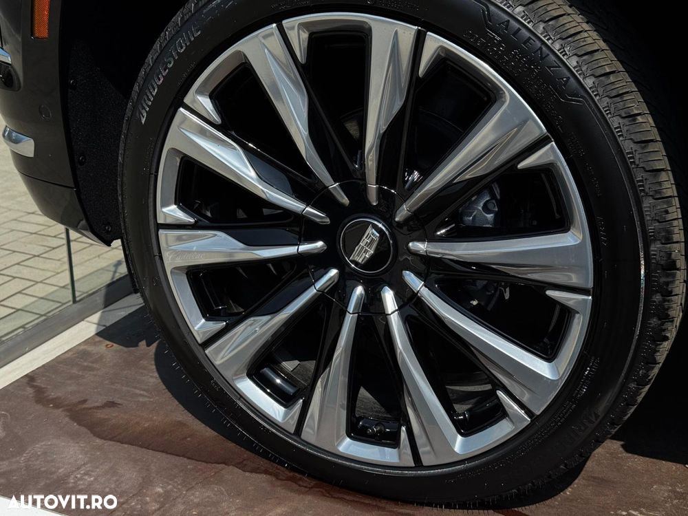 Cadillac Escalade - 35