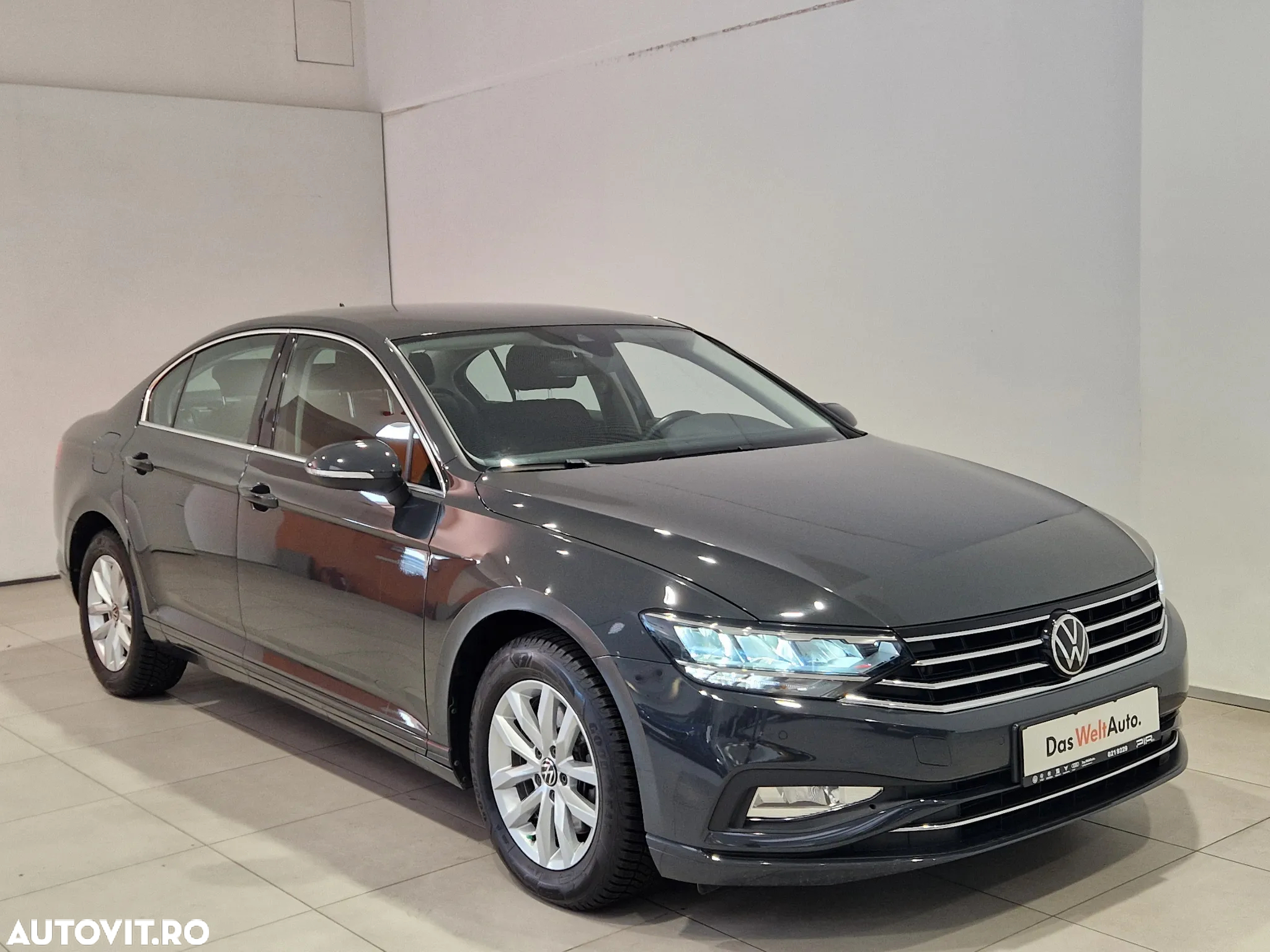 Volkswagen Passat 2.0 TDI DSG Comfortline - 5
