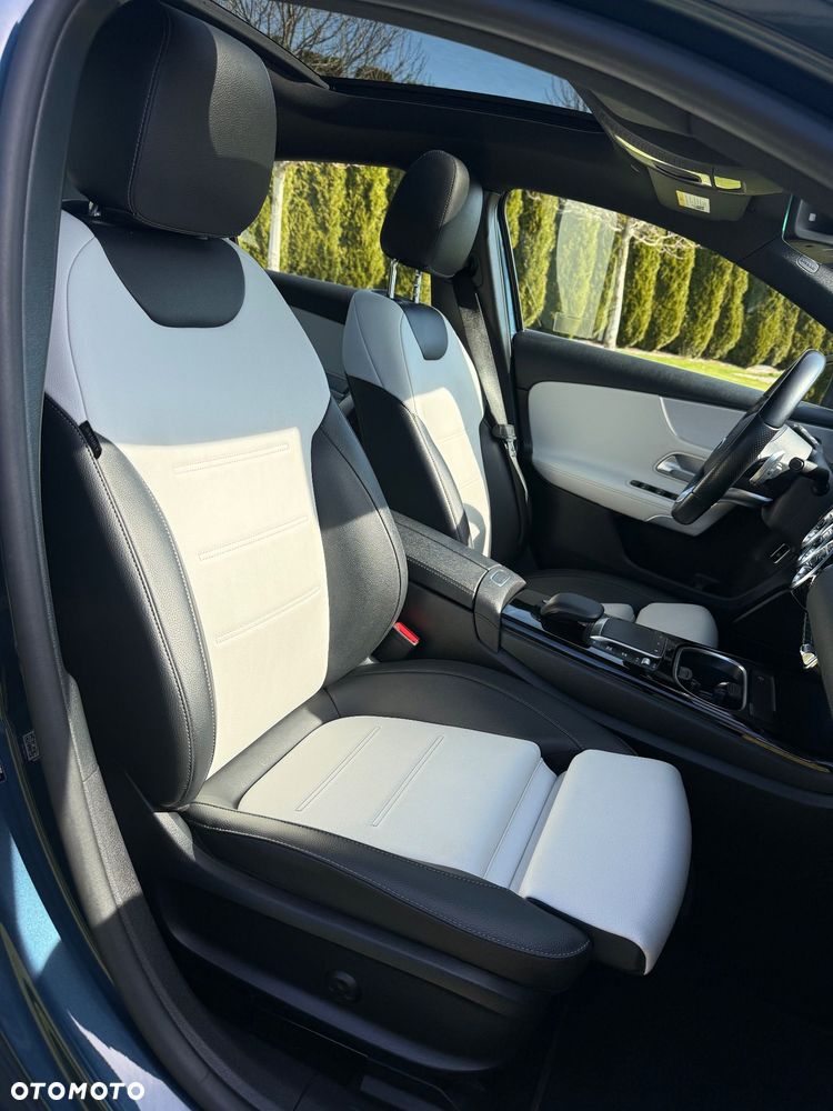 Mercedes-Benz Klasa A 220 4-Matic AMG Line 8G-DCT - 10