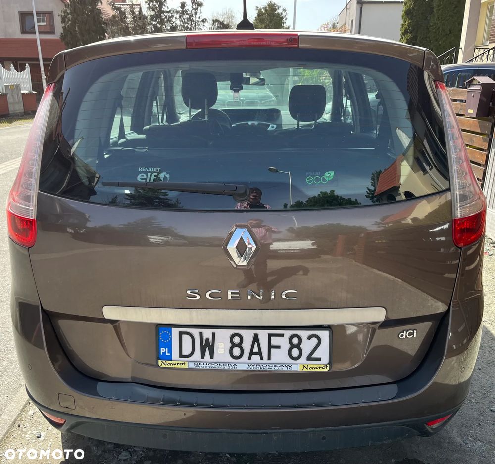 Renault Scenic - 11