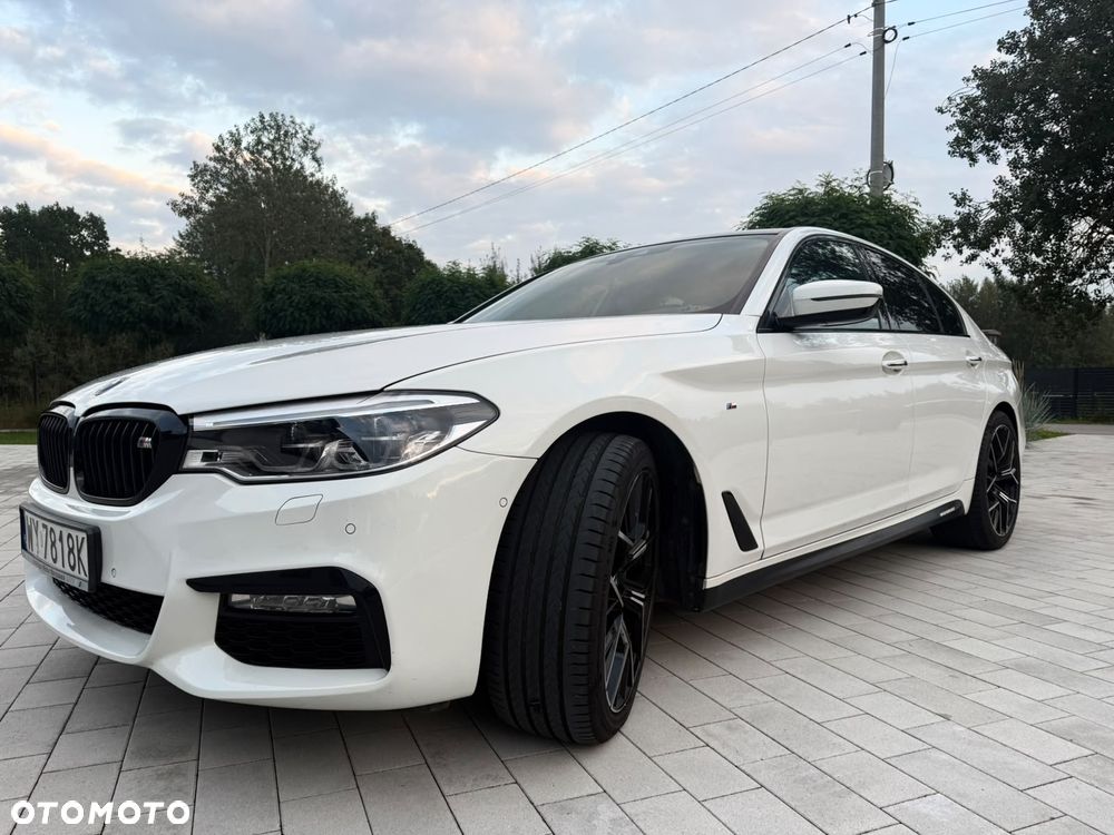BMW Seria 5 G30 2017 photo 2