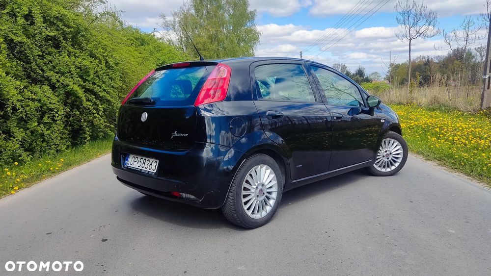 Fiat Grande Punto 1.4 16V Dynamic - 2