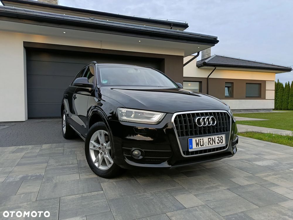 Audi Q3 2012 photo 2