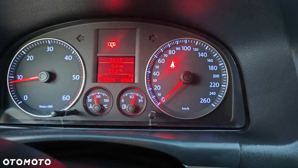 Volkswagen Touran - 20