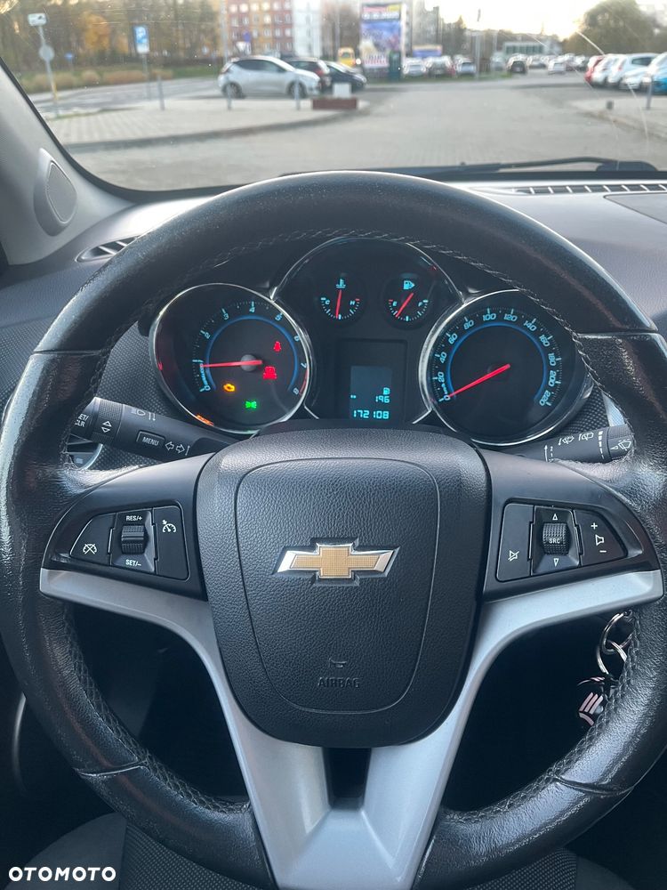Chevrolet Cruze 1.8 LT - 9