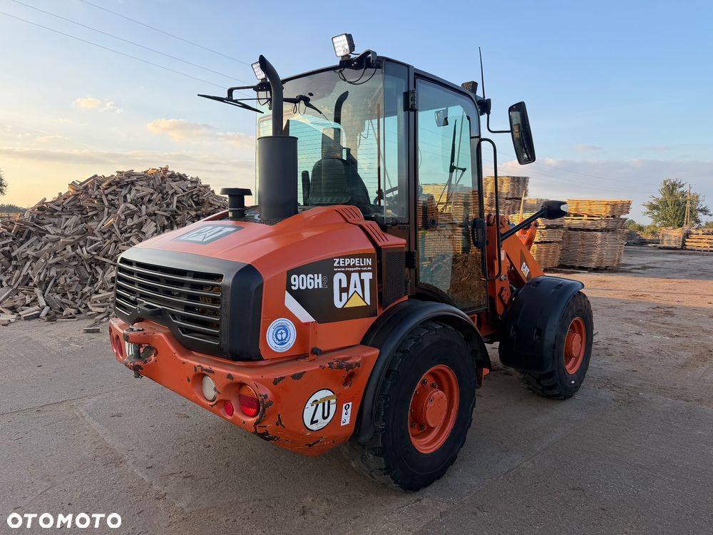 Caterpillar 906H2 - 3