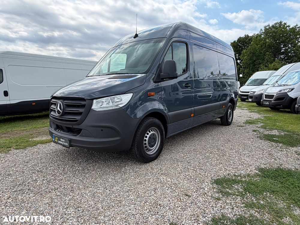 Mercedes-Benz E-Sprinter - 2