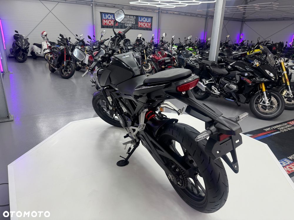 Honda CB - 37