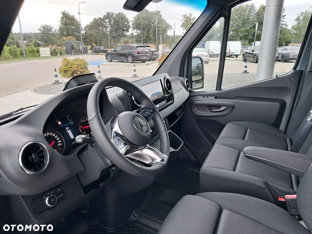 Mercedes-Benz Sprinter Furgon - 18