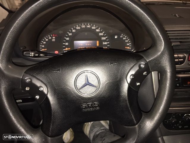 Mercedes-Benz C 220 CDI Auto Classic DPF Sport Edition - 17